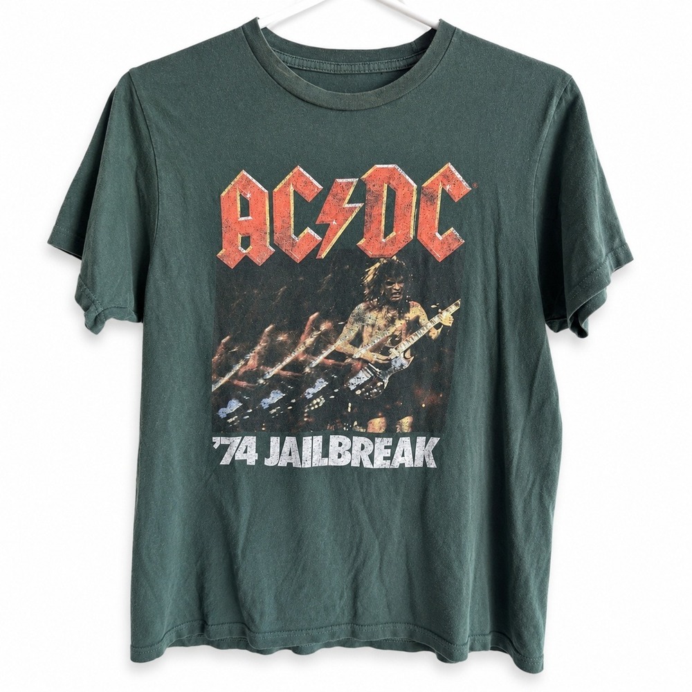 ACDC 74 Jailbreak Band Tee Black Rock Graphic T Shirt Women's Small